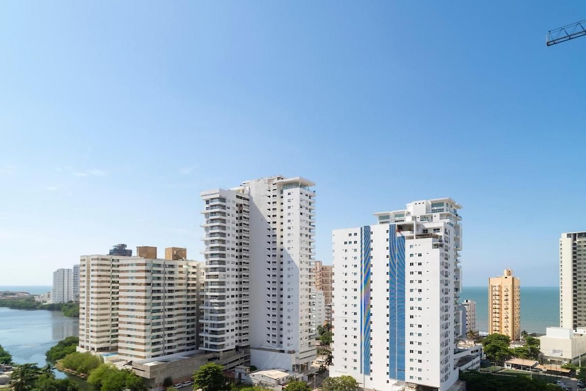 Golden Breeze, Seaview, Old Town & Pool *