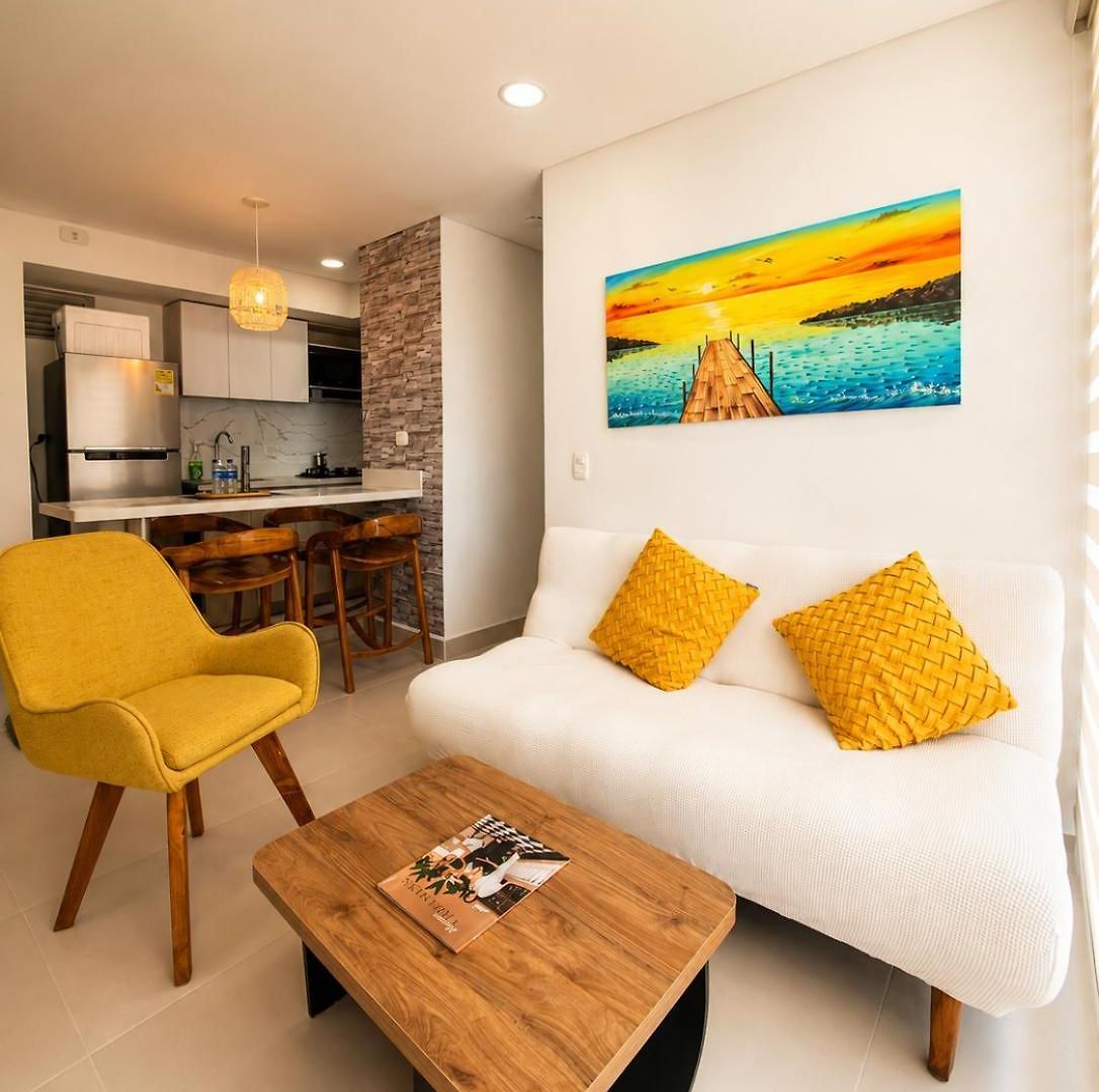 Golden Breeze, Seaview, Old Town & Pool Apartamento