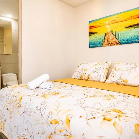 Apartamento Golden Breeze, Seaview, Old Town & Pool Cartagena