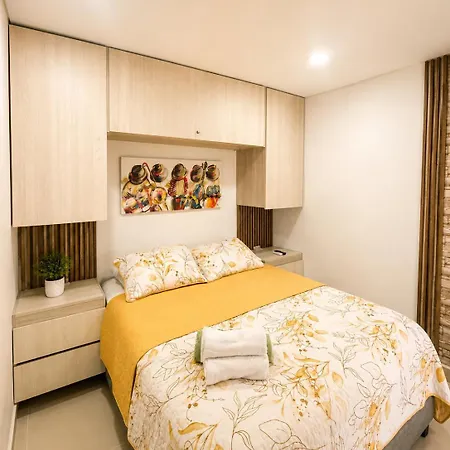 Golden Breeze, Seaview, Old Town & Pool Apartamento Cartagena